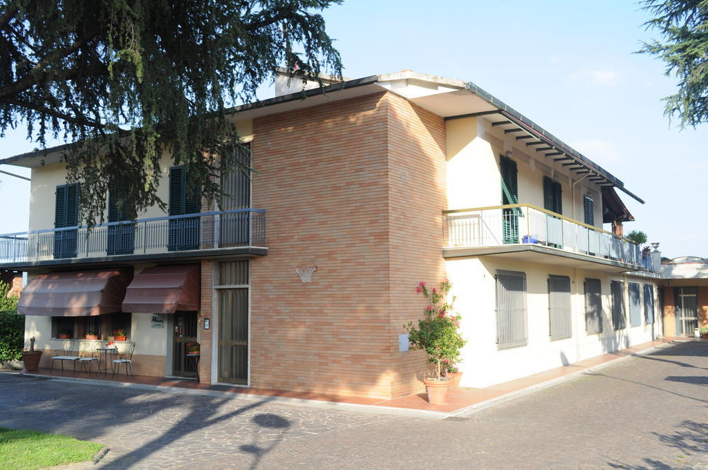 Marinetta Bed & Breakfast Bed & Breakfast Signa Exterior photo